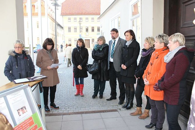 Nein zu Gewalt an Frauen (Foto: Karl-Heinz Herrmann) Nein zu Gewalt an Frauen (Foto: Karl-Heinz Herrmann)