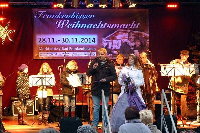 Stimmungsvoller Start Weihnachtsmarkt in Bad Frankenhausen (Foto: Privat)