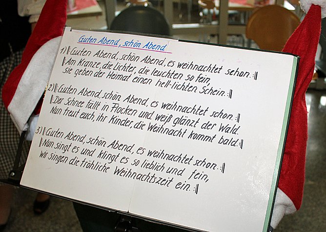 Weihnachtssingen im Krankenhaus (Foto: Karl-Heinz Herrmann)