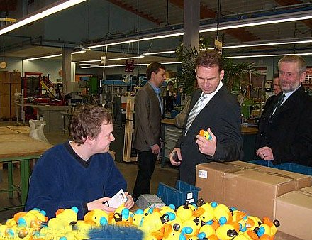 Zu Besuch in den Behinderten Werkst&auml;tten 2007 (Foto: Karl-Heinz Herrmann)