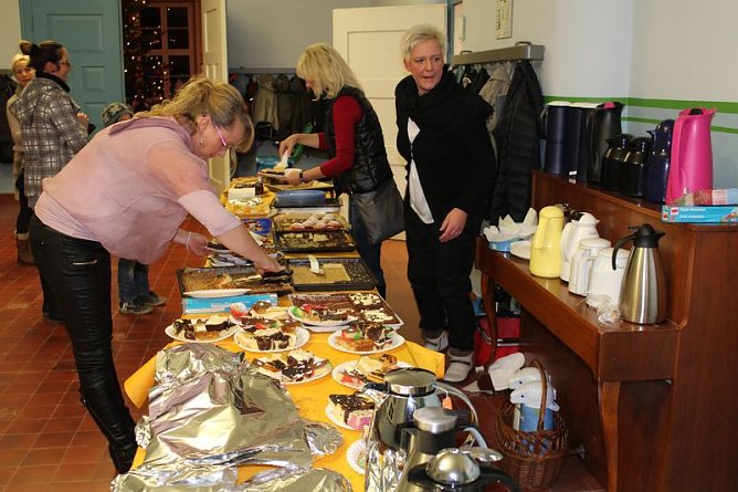 Unter einer Decke (Foto: Karl-Heinz Herrmann) Unter einer Decke (Foto: Karl-Heinz Herrmann)