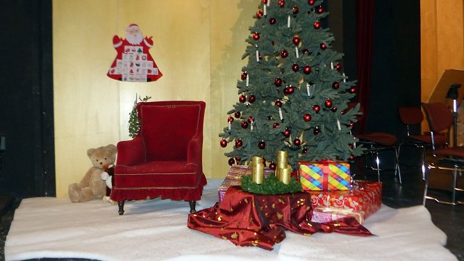 Weihnachtliches Konzert (Foto: B. Susemihl) Weihnachtliches Konzert (Foto: B. Susemihl)