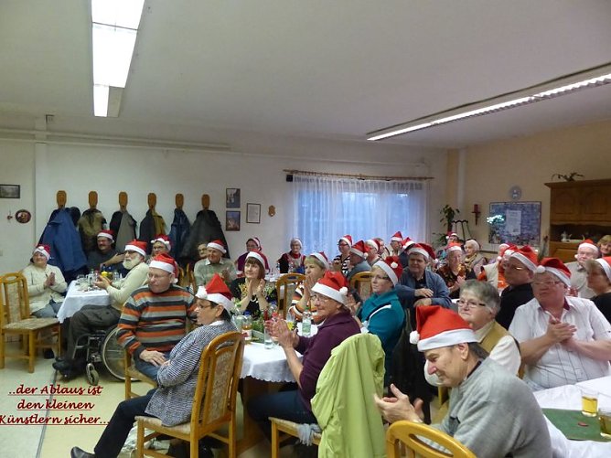 Unterhaltsamer Jahresabschluss des VdK Roßleben (Foto: Wolf-Jürgen Träger) Unterhaltsamer Jahresabschluss des VdK Roßleben (Foto: Wolf-Jürgen Träger)