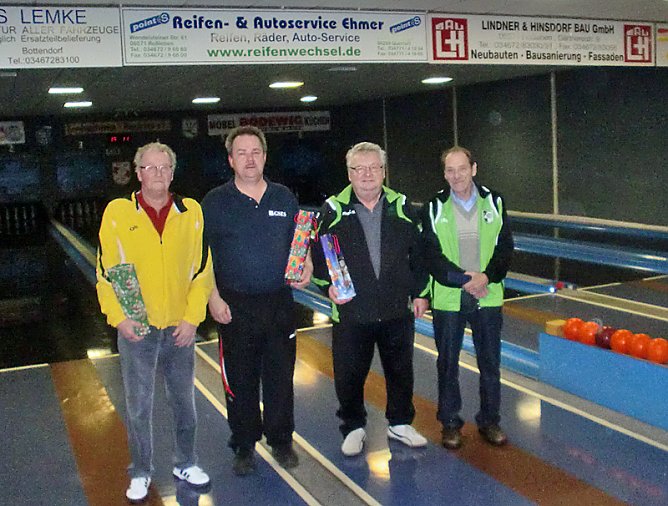 Pokal wechselt erneut den Besitzer (Foto: Knut Herzau) Pokal wechselt erneut den Besitzer (Foto: Knut Herzau)