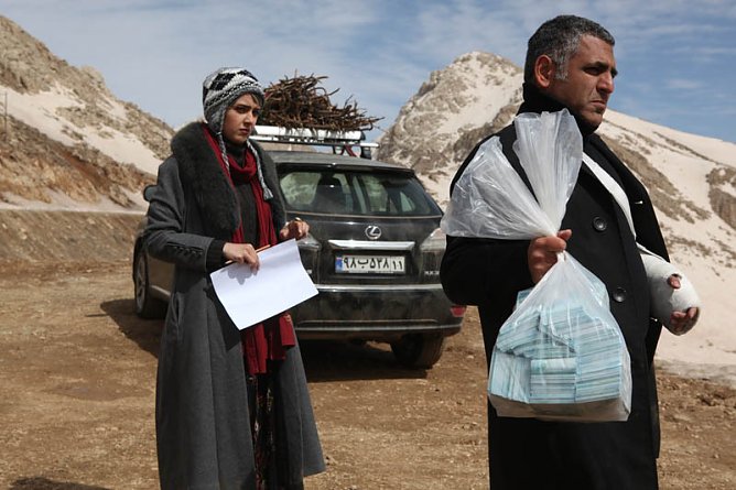 MODEST RECEPTION DIE MACHT DES GELDES (Foto: kairos) MODEST RECEPTION DIE MACHT DES GELDES (Foto: kairos)