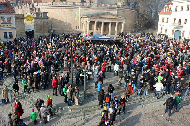Keine Besonderheiten beim Rosenmontagsumzug (Foto: Karl-Heinz Herrmann) Keine Besonderheiten beim Rosenmontagsumzug (Foto: Karl-Heinz Herrmann)