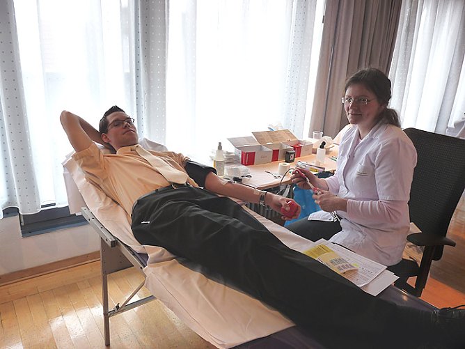 Blutspendetermin (Foto: Karl-Heinz Herrmann)