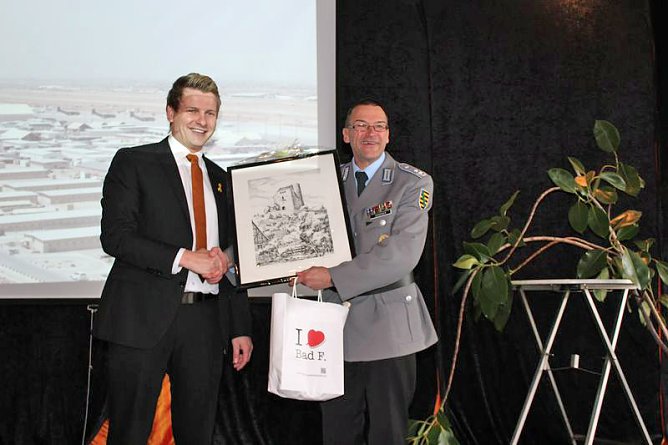 Bewegende Verabschiedung (Foto: Karl-Heinz Herrmann) Bewegende Verabschiedung (Foto: Karl-Heinz Herrmann)