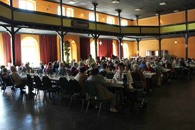 Fr&uuml;hlingsfest mit Fr&uuml;hling (Foto: Karl-Heinz Herrmann)