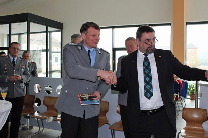 Köstlicher Abschiedsgruß (Foto: Karl-Heinz Herrmann) Köstlicher Abschiedsgruß (Foto: Karl-Heinz Herrmann)