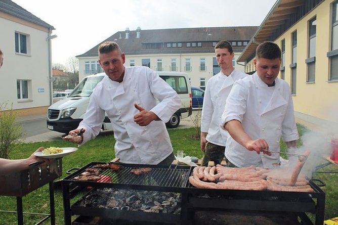 Köstlicher Abschiedsgruß (Foto: Karl-Heinz Herrmann) Köstlicher Abschiedsgruß (Foto: Karl-Heinz Herrmann)