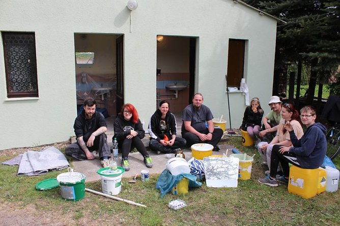 Schwarzburger Wölfe aktiv (Foto: Karl-Heinz Herrmann) Schwarzburger Wölfe aktiv (Foto: Karl-Heinz Herrmann)