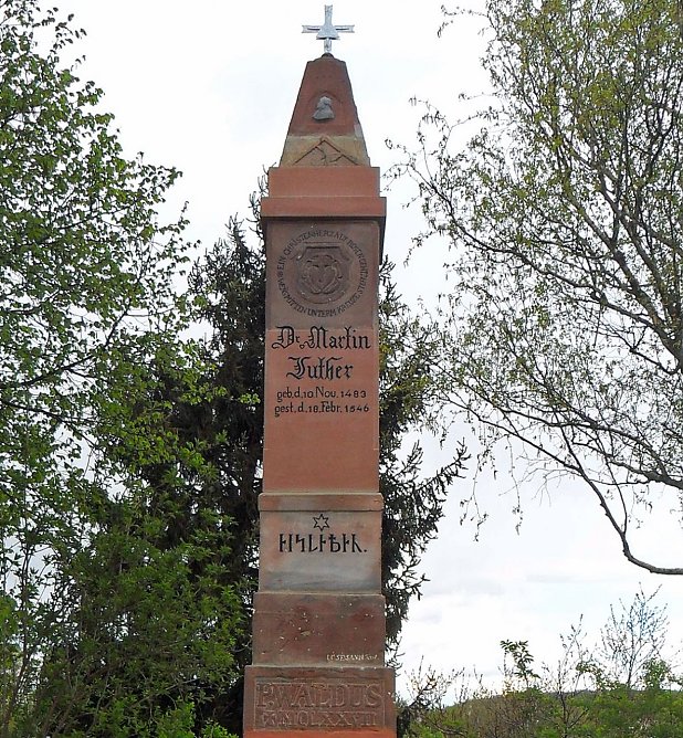 Arterner Lutherstein feierlich &uuml;bergeben (Foto: Privat)