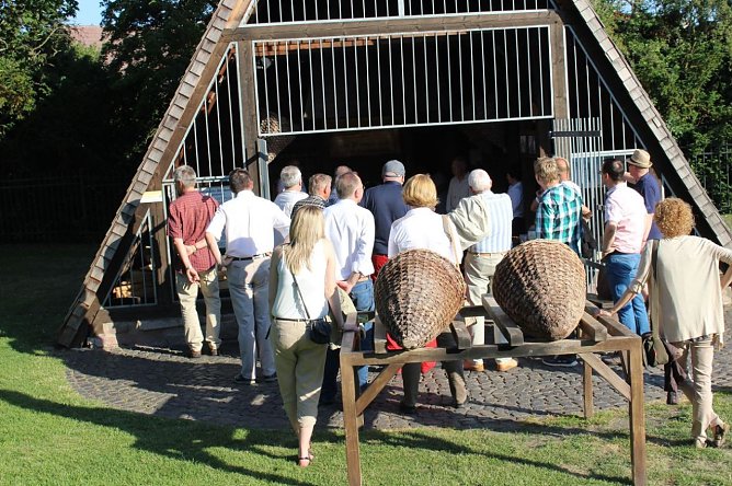 Jubiläumsgeschenk für Bad Frankenhausen (Foto: Karl-Heinz Herrmann) Jubiläumsgeschenk für Bad Frankenhausen (Foto: Karl-Heinz Herrmann)