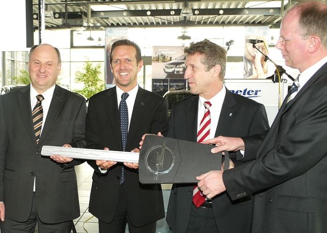 162 mal Opel (Foto: nnz) 162 mal Opel (Foto: nnz)