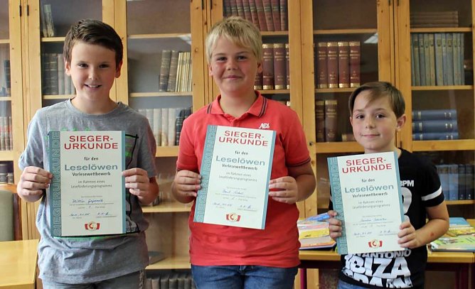 Lesel&ouml;wen ermittelt (Foto: Karl-Heinz Herrmann)