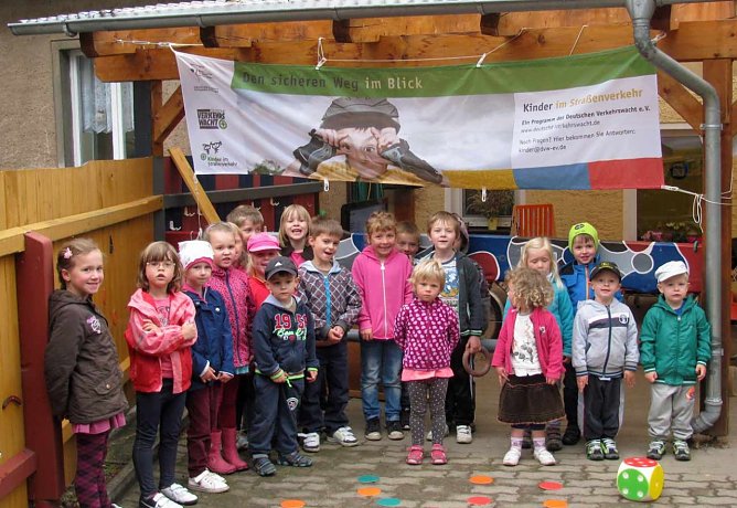Verkehrssicherheitstag der Kita Bummi Donndorf (Foto: Bernd Müller) Verkehrssicherheitstag der Kita Bummi Donndorf (Foto: Bernd Müller)