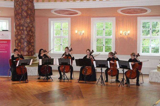 Musikalischer Festakt zum 10-J&auml;hrigen (Foto: Karl-Heinz Herrmann)