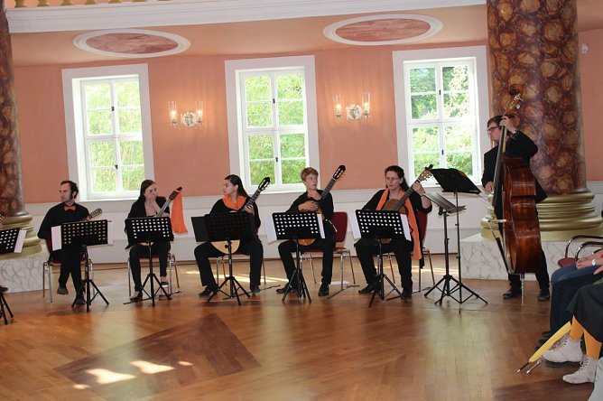 Musikalischer Festakt zum 10-J&auml;hrigen (Foto: Karl-Heinz Herrmann)