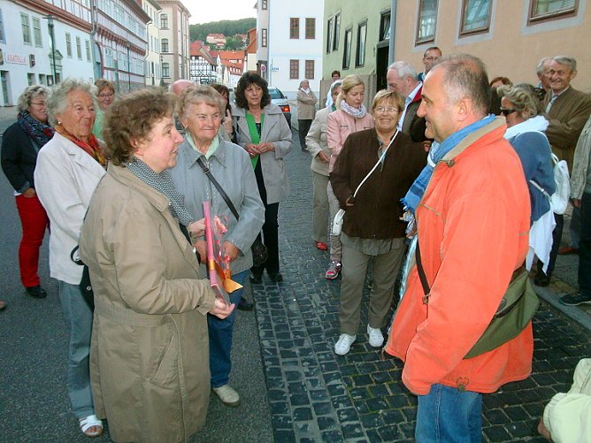 Außentermin – Stadtrundgang: (Foto: Peter Zimmer) Außentermin – Stadtrundgang: (Foto: Peter Zimmer)