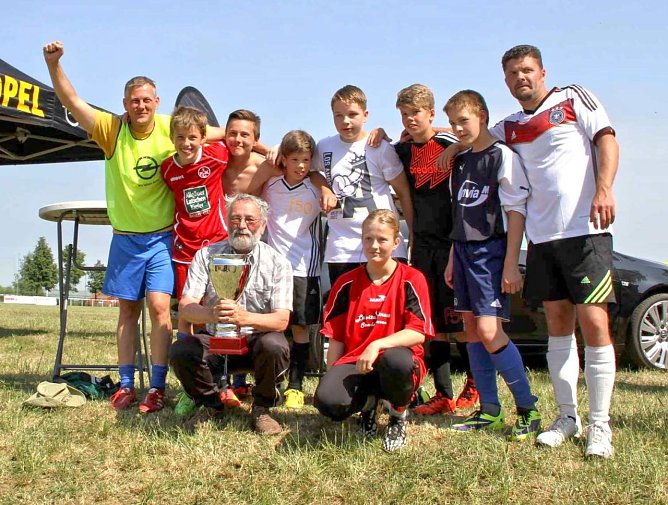 80. Jahre VfB Oldisleben e.V. - 80 Erlebnisse (Foto: B. Wollweber) 80. Jahre VfB Oldisleben e.V. - 80 Erlebnisse (Foto: B. Wollweber)