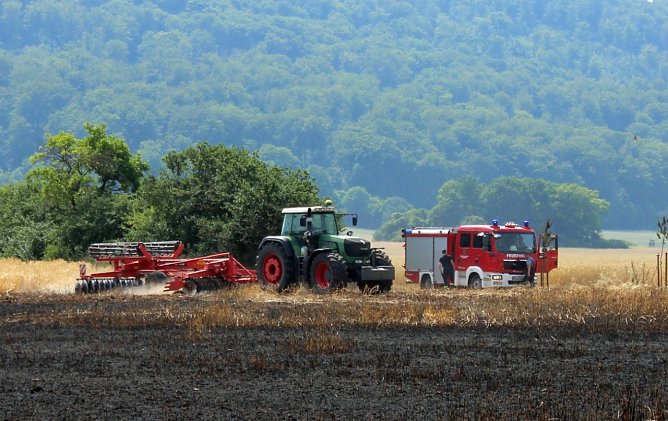 Großfurra zum 1., zum 2. zum 3. (Foto: Karl-Heinz Herrmann) Großfurra zum 1., zum 2. zum 3. (Foto: Karl-Heinz Herrmann)