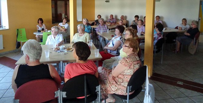 Lockeres und musikalisches Erzählcafè (Foto: Privat) Lockeres und musikalisches Erzählcafè (Foto: Privat)