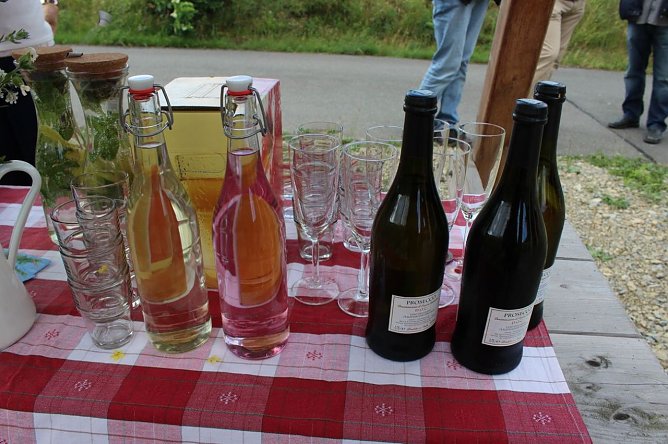 Informationspunkt f&uuml;r Touristen &uuml;bergeben (Foto: Karl-Heinz Herrmann)