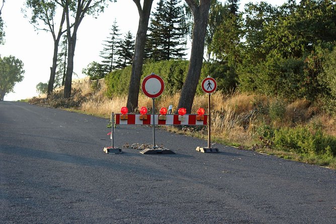 Gesperrte und unpassierbare Wanderwege (Foto: Karl-Heinz Herrmann)