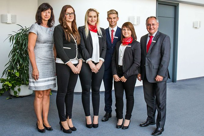 Berufsstarter in der Kyffhäusersparkasse (Foto: Kyffhäusersparkasse) Berufsstarter in der Kyffhäusersparkasse (Foto: Kyffhäusersparkasse)