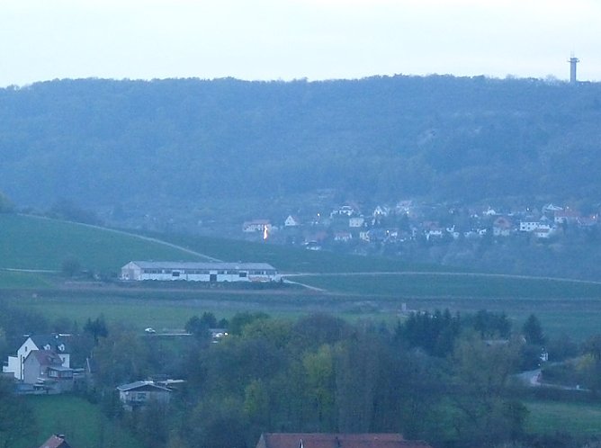 Osterfeuer Bebra (Foto: Karl-Heinz Herrmann) Osterfeuer Bebra (Foto: Karl-Heinz Herrmann)