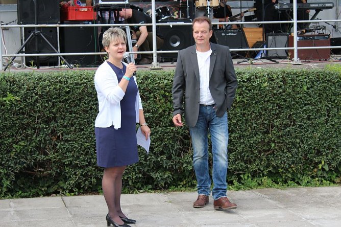 Vereine feierten in Großfurra (Foto: Karl-Heinz Herrmann) Vereine feierten in Großfurra (Foto: Karl-Heinz Herrmann)