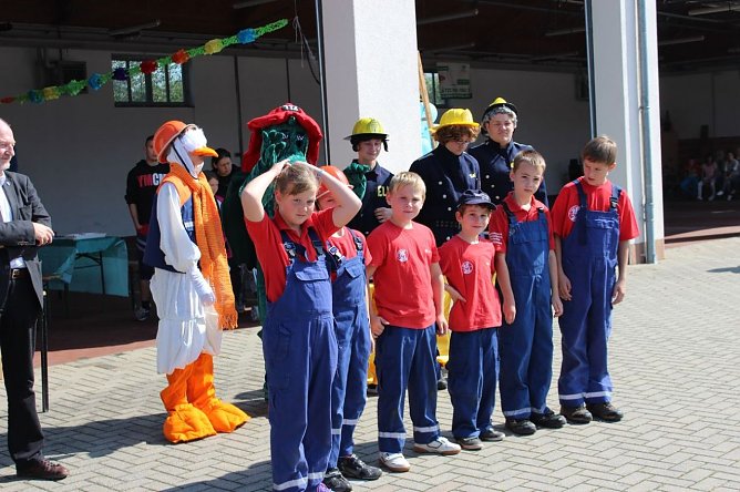 Feuerwehr zeigte sich (Foto: Karl-Heinz Herrmann)