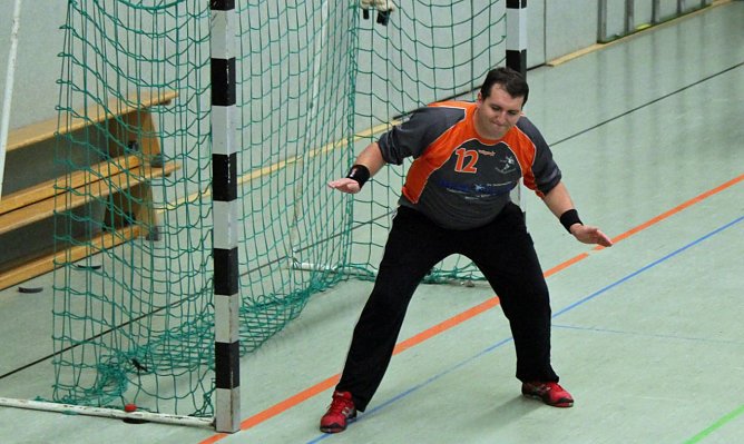 Einstand gelungen (Foto: Karl-Heinz Herrmann) Einstand gelungen (Foto: Karl-Heinz Herrmann)