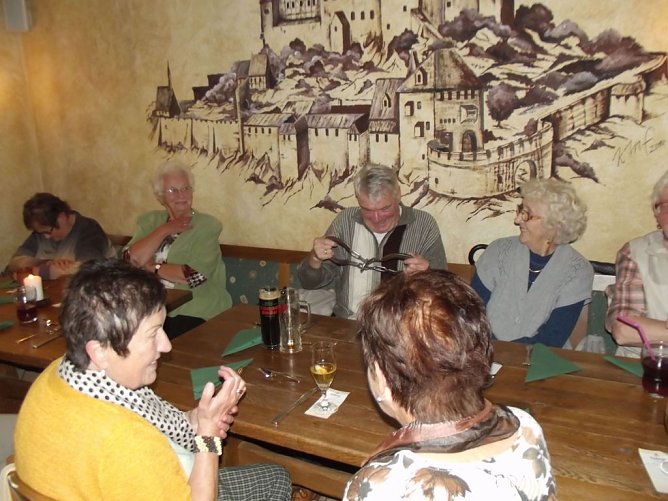 Mittelalter-Spektakel beim WB 4 (Foto: Thomas Leipold) Mittelalter-Spektakel beim WB 4 (Foto: Thomas Leipold)