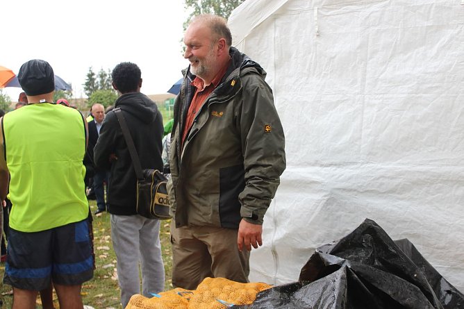Interkulturelles Sport- und Spielfest (Foto: Karl-Heinz Herrmann) Interkulturelles Sport- und Spielfest (Foto: Karl-Heinz Herrmann)