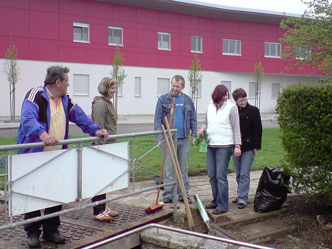 Frühjahrsputz Salineverein (Foto: Torsten Blümel) Frühjahrsputz Salineverein (Foto: Torsten Blümel)