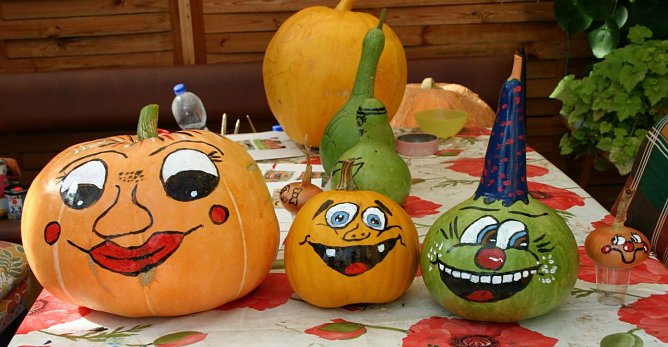 Lustige K&uuml;rbisbilder (Foto: J&uuml;rgen M&uuml;ller)