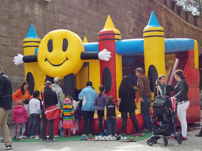 H&uuml;pfburg f&uuml;r den Stadtjugendring (Foto: Stadtjugendring)