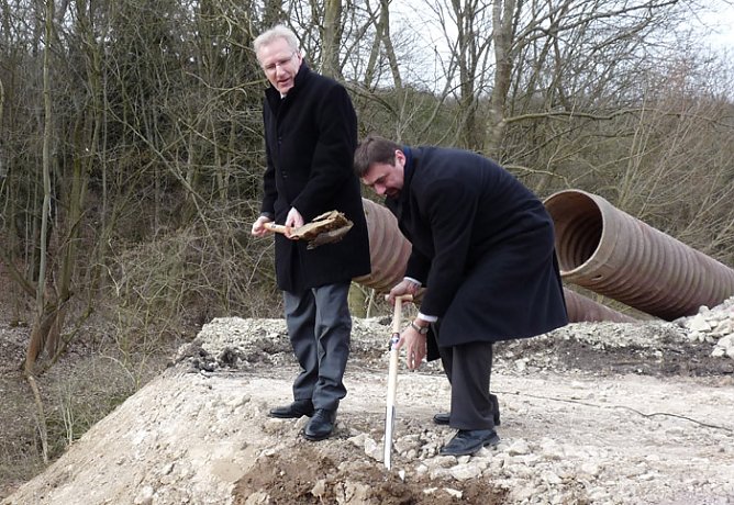Spatenstich Minister (Foto: Karl-Heinz Herrmann)