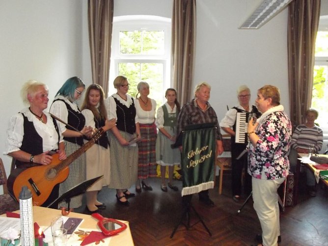 WB 4 feiert zünftiges Herbstfest (Foto: Thomas Leipold) WB 4 feiert zünftiges Herbstfest (Foto: Thomas Leipold)