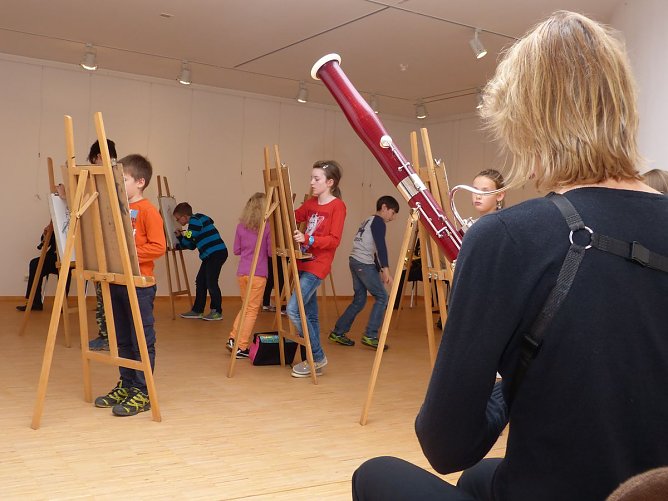 Begegnung zwischen Musik und bildender Kunst (Foto: Birgit Susemihl) Begegnung zwischen Musik und bildender Kunst (Foto: Birgit Susemihl)