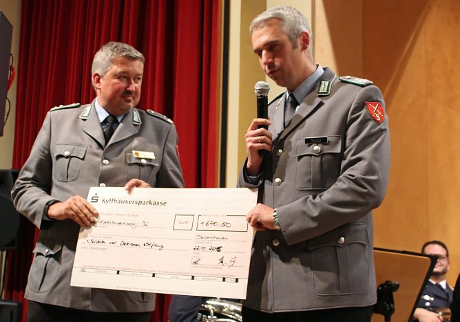 Begeisterndes Benefizkonzert (Foto: Karl-Heinz Herrmann) Begeisterndes Benefizkonzert (Foto: Karl-Heinz Herrmann)