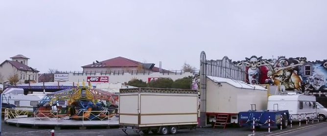 Martinimarkt (Foto: Karl-Heinz Herrmann) Martinimarkt (Foto: Karl-Heinz Herrmann)