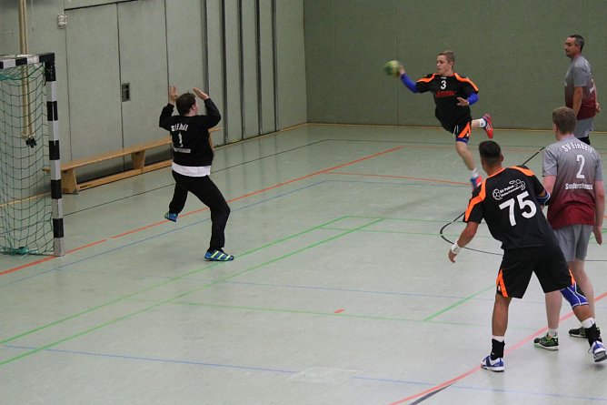 Einheit gegen Petkus (Foto: Karl-Heinz Herrmann)