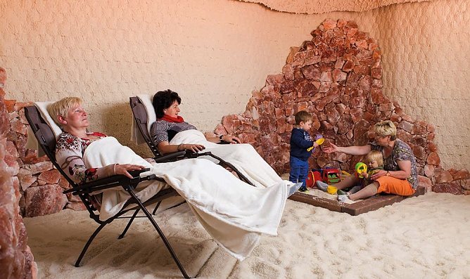 Aktionswoche Totes-Meer-Salzgrotte in der Kyffh&auml;user-Therme (Foto: Stadtmarketing Bad Frankenhausen)