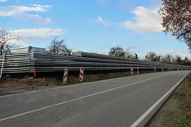 Eigenheimbaugebiet wird erschlossen (Foto: Karl-Heinz Herrmann) Eigenheimbaugebiet wird erschlossen (Foto: Karl-Heinz Herrmann)