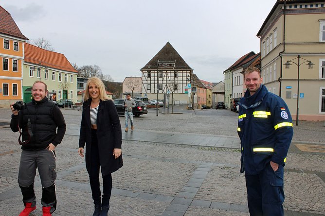 Sexy Fotoshooting in Sondershausen (Foto: Karl-Heinz Herrmann) Sexy Fotoshooting in Sondershausen (Foto: Karl-Heinz Herrmann)