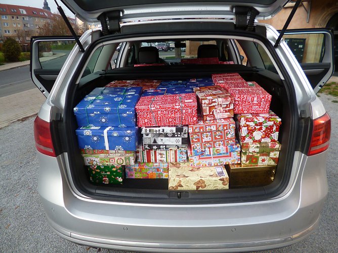 Aktion Weihnachten im Schuhkarton (Foto: Düne) Aktion Weihnachten im Schuhkarton (Foto: Düne)