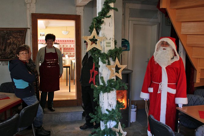 Weihnachtsmarkt in Jechaburg! (Foto: Karl-Heinz Herrmann) Weihnachtsmarkt in Jechaburg! (Foto: Karl-Heinz Herrmann)